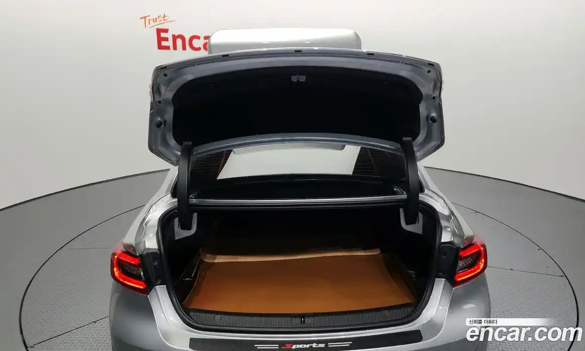 Renault SM6 2019 2.0 Автомат в Москве № 147840, фото 20