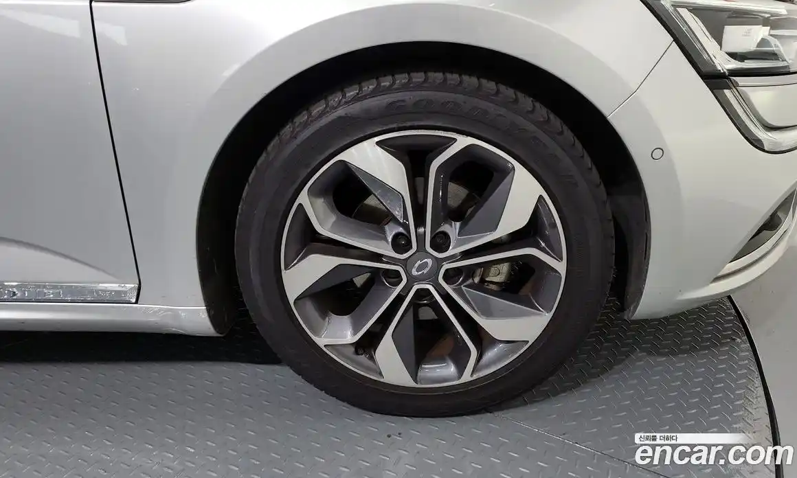 Renault SM6 2019 2.0 Автомат в Москве № 147840, фото 5