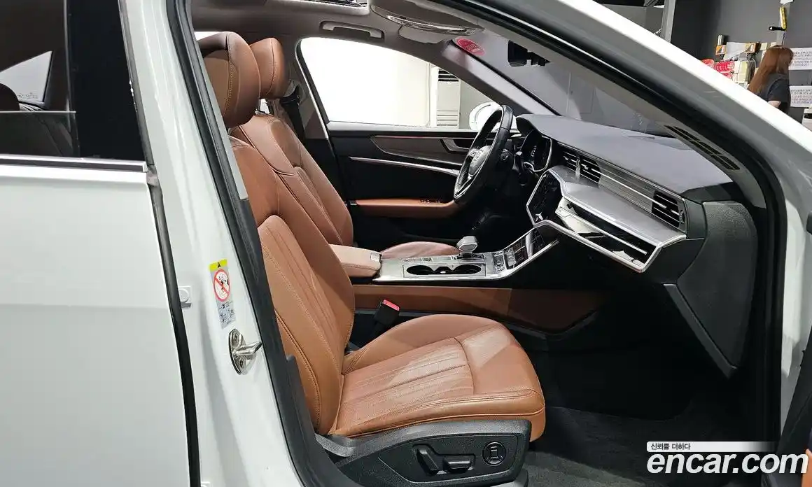 Audi A6 2021 2.0 Автомат в Москве № 154511, фото 10