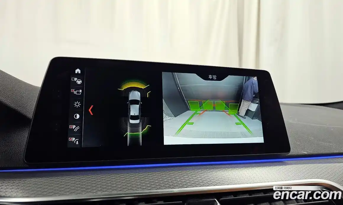 BMW 5-Series 2018 2.0 Автомат в Москве № 154765, фото 15