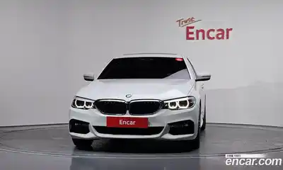 BMW 5-Series 2018 2.0 Автомат в Москве № 154765, миниатюра 3