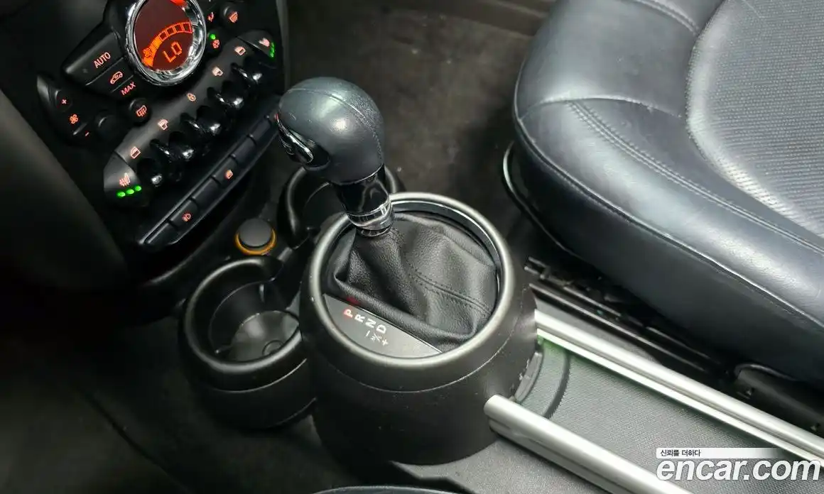 Mini Countryman 2011 1.6 Автомат в Москве № 157391, фото 9