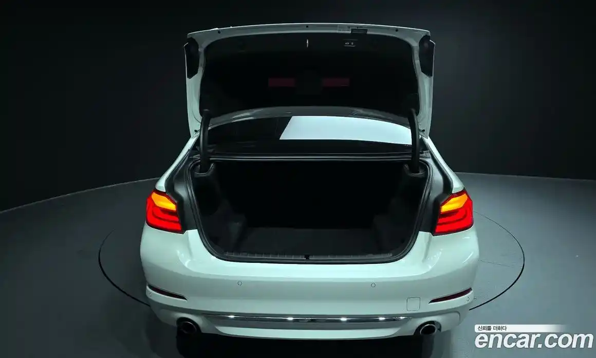 BMW 5-Series 2019 2.0 Автомат в Москве № 157585, фото 20