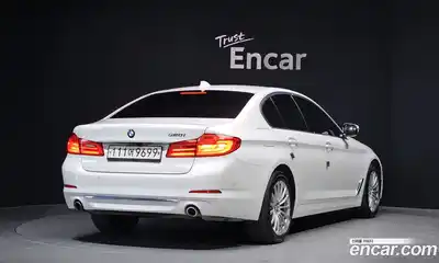 BMW 5-Series 2020 2.0 Автомат в Москве № 159625, миниатюра 2