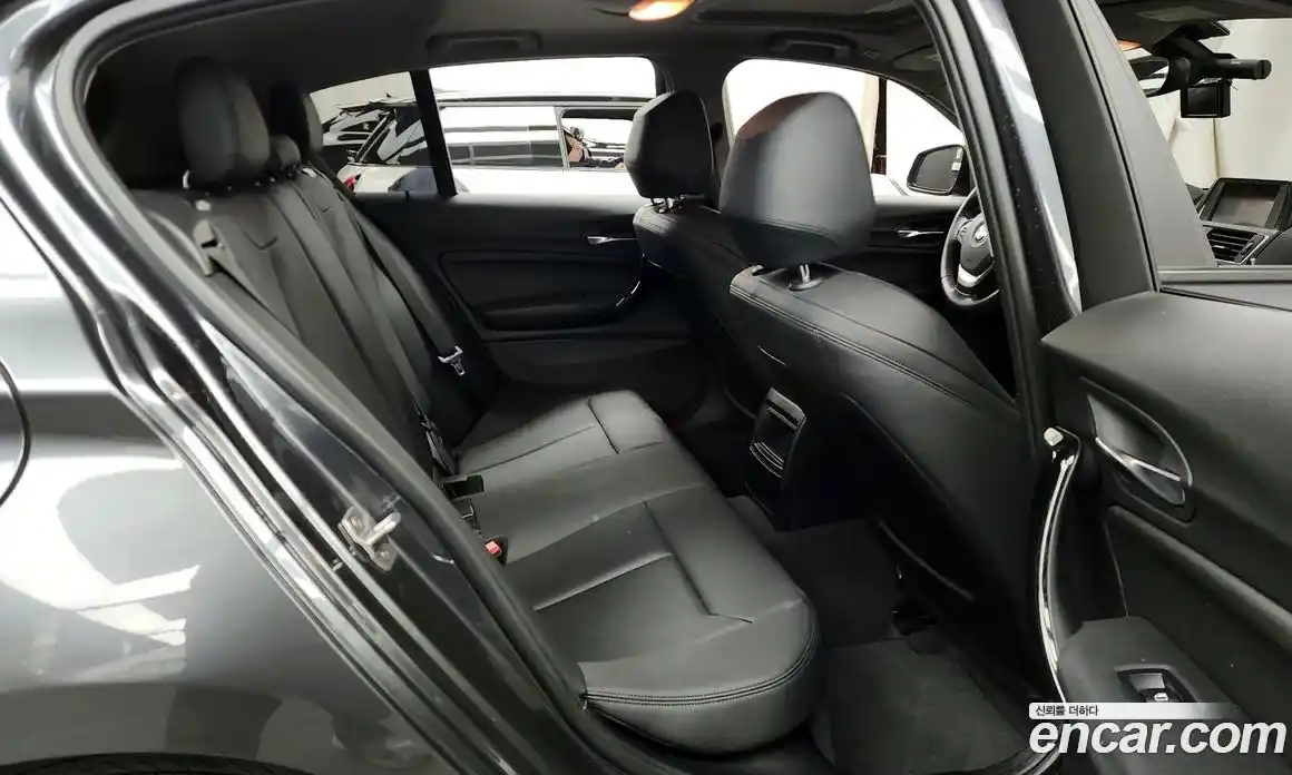 BMW 1-Series 2016 2.0 Автомат в Москве № 159667, фото 12