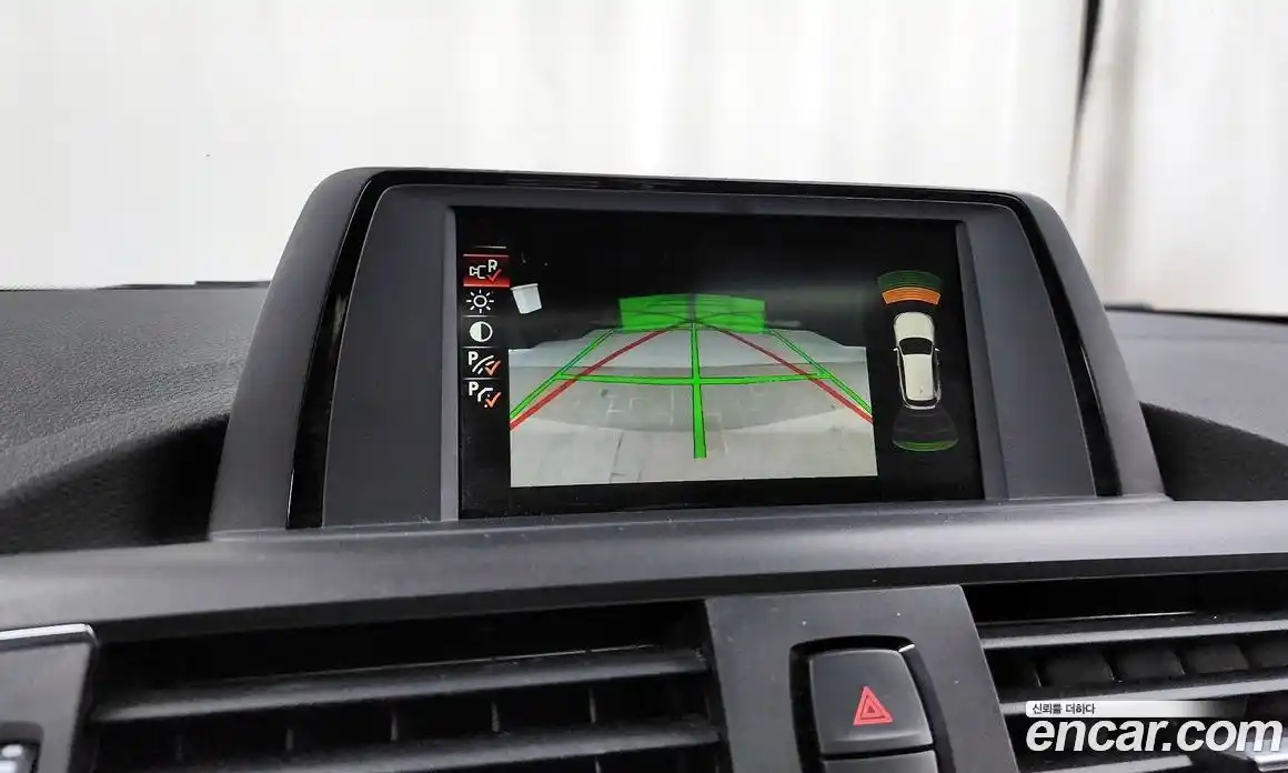 BMW 1-Series 2016 2.0 Автомат в Москве № 159667, фото 15