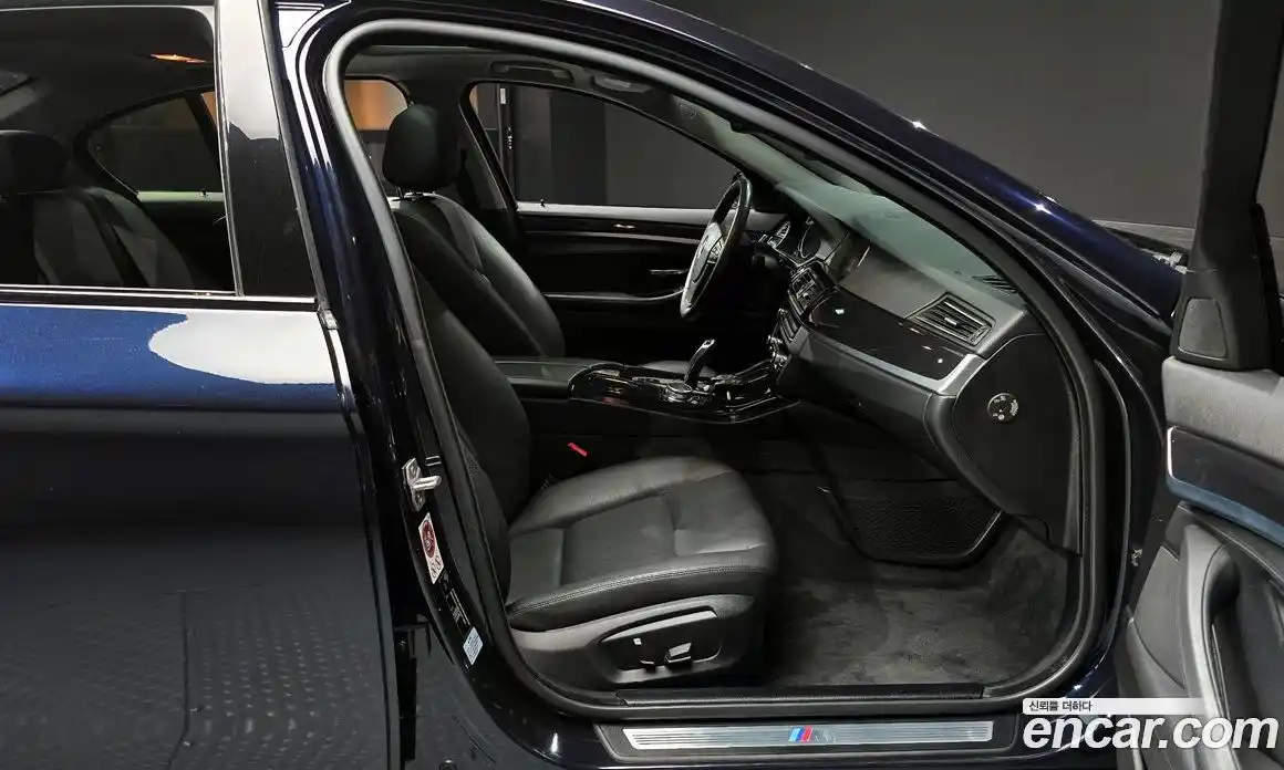 BMW 5-Series 2016 2.0 Автомат в Москве № 159695, фото 11