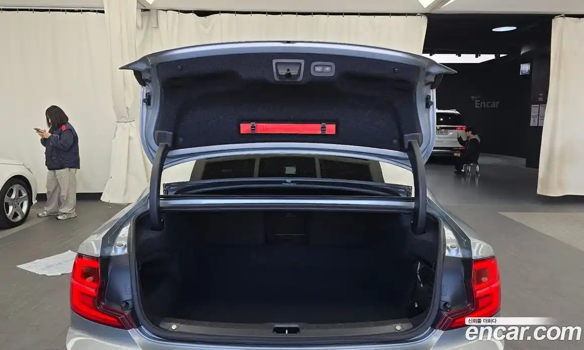 Volvo S90 2018 2.0 Автомат в Москве № 164650, фото 20