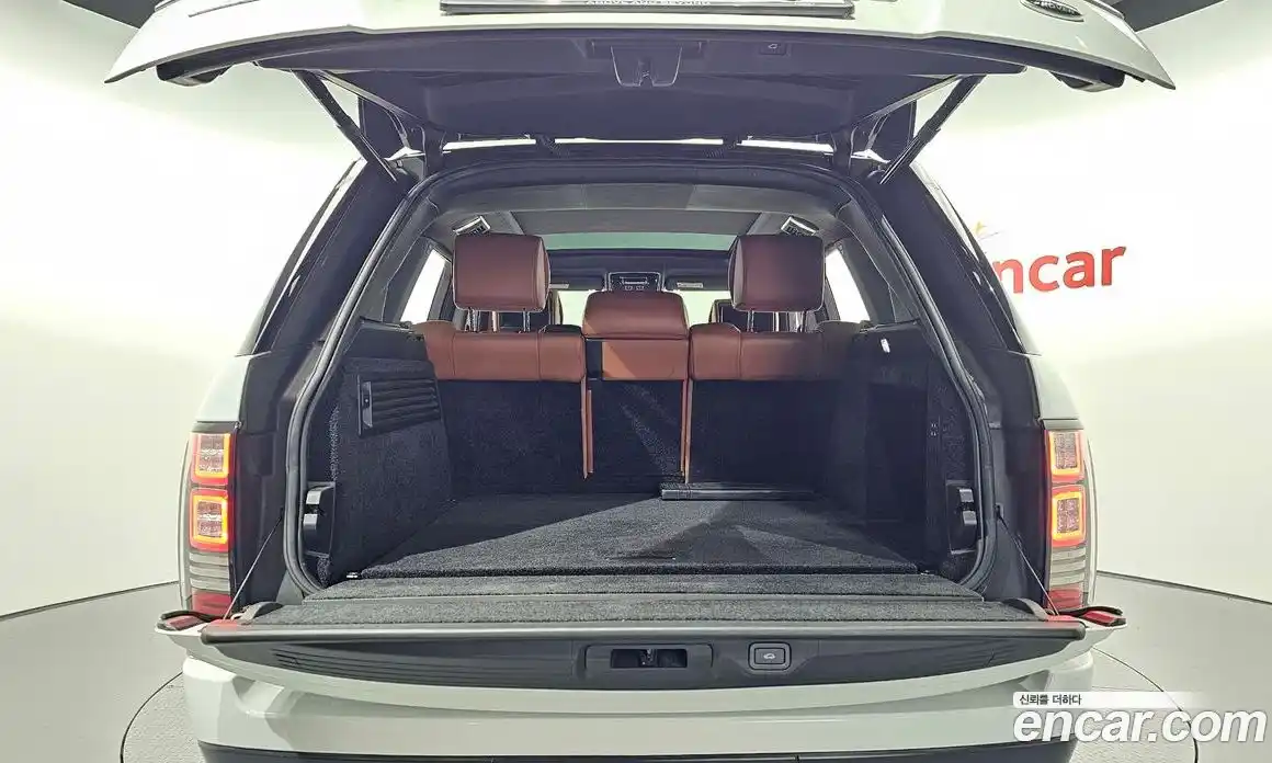 Land Rover Range-Rover 2016 4.4 Автомат в Москве № 166432, фото 20