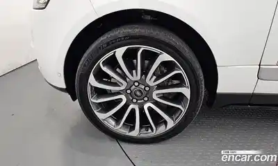 Land Rover Range-Rover 2016 4.4 Автомат в Москве № 166432, миниатюра 5