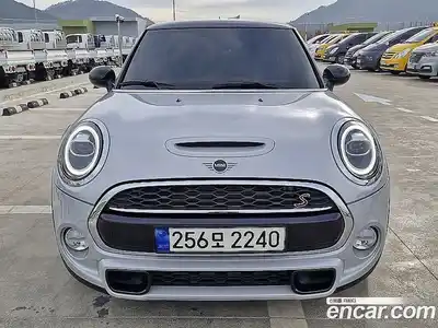 Mini Cooper, 2019
