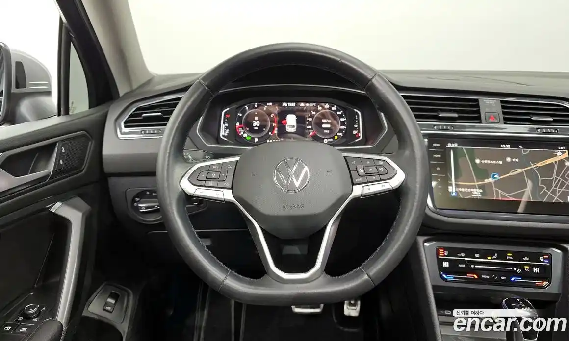 Volkswagen Tiguan 2023 2.0 Автомат в Москве № 168721, фото 13