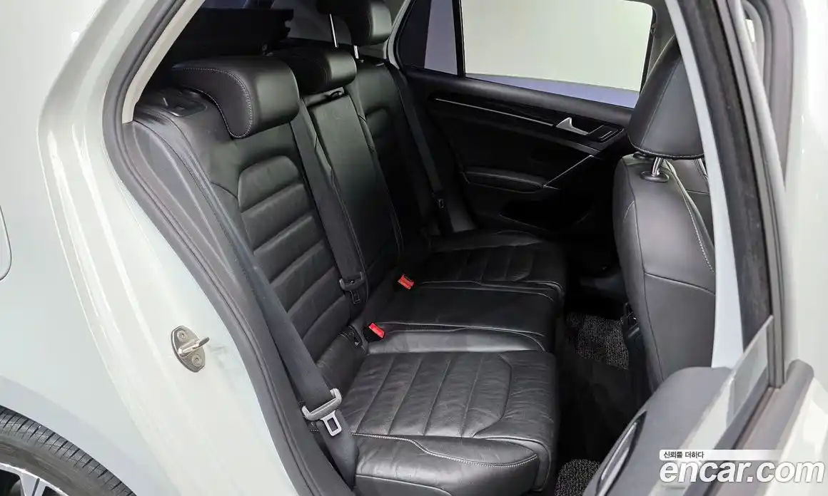 Volkswagen Golf 2015 2.0 Автомат в Москве № 169104, фото 12