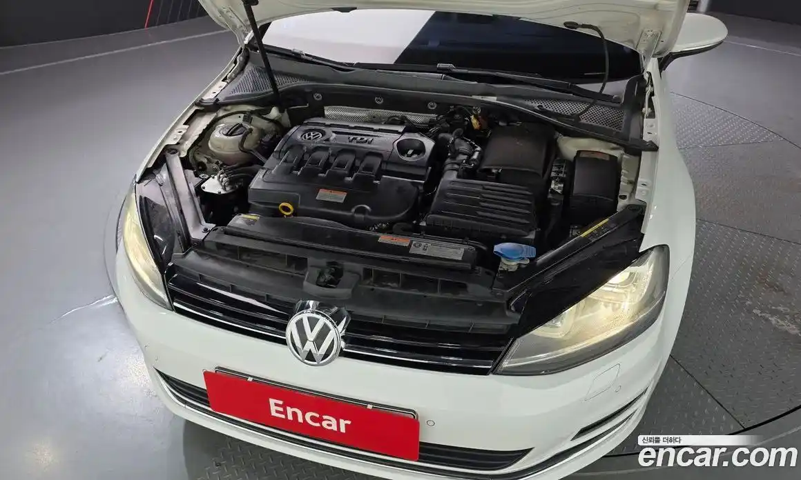 Volkswagen Golf 2015 2.0 Автомат в Москве № 169104, фото 6