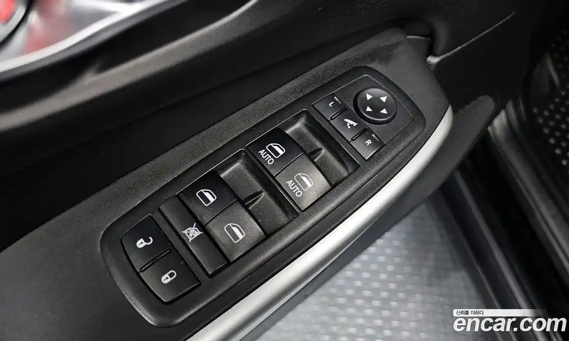 Jeep Cherokee 2018 2.4 Автомат в Москве № 169908, фото 14