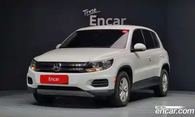 Volkswagen Tiguan, 2012