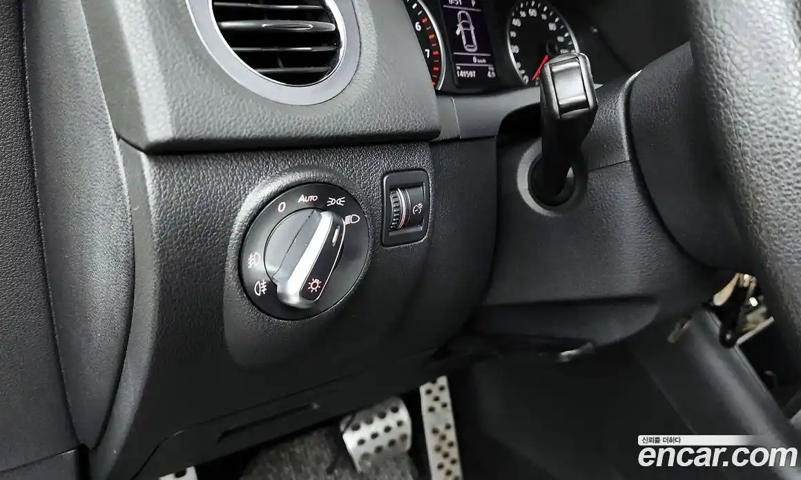 Volkswagen Tiguan 2012 2.0 Автомат в Москве № 175290, фото 16