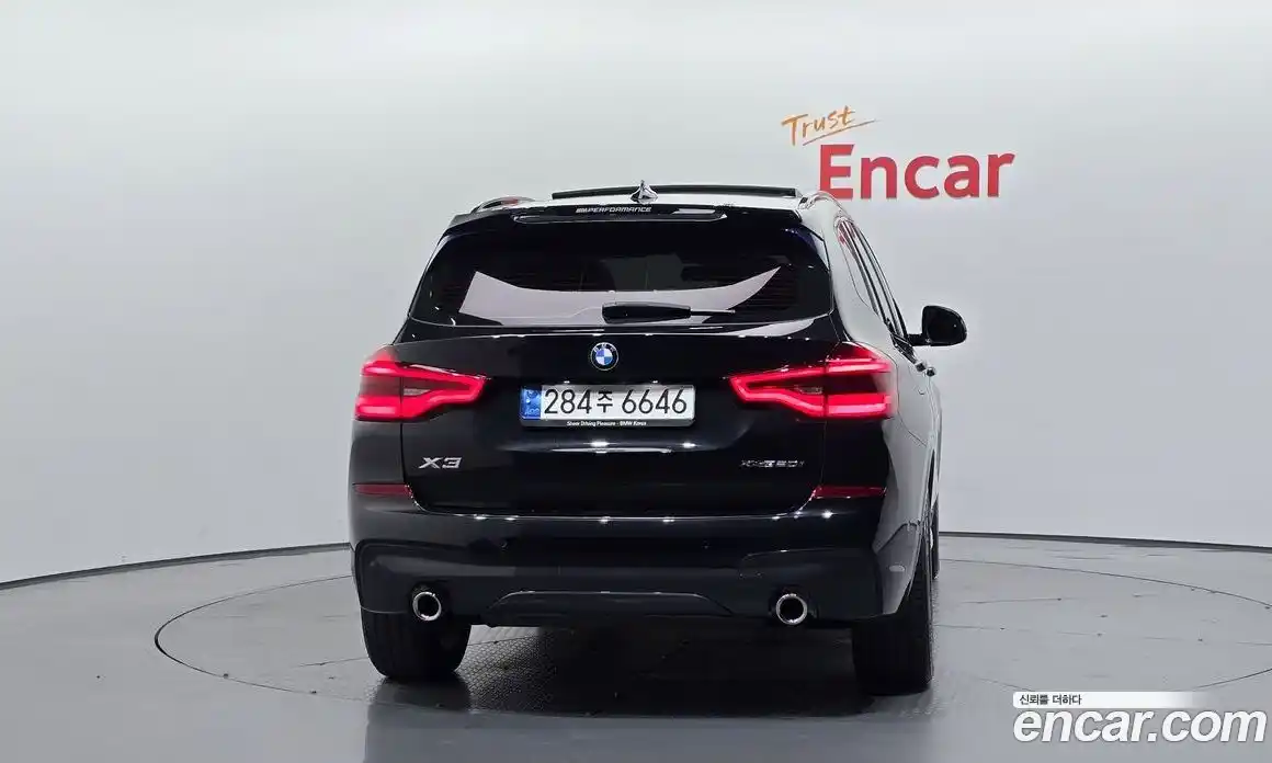 BMW X3 2021 2.0 Автомат в Москве № 189040, фото 4