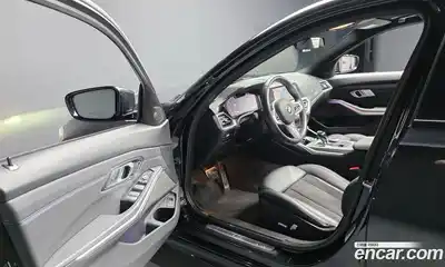 BMW 3-Series 2021 2.0 Автомат в Москве № 191727, миниатюра 10