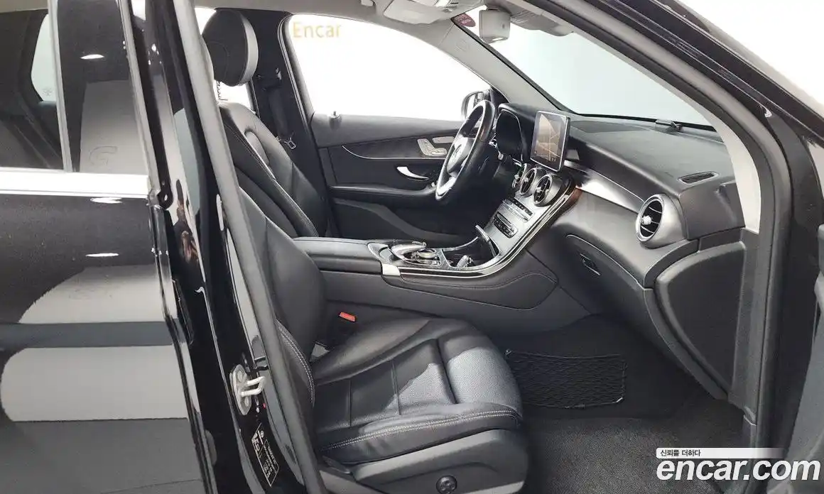 Mercedes-Benz GLC-Class 2019 2.0 Автомат в Москве № 191778, фото 11