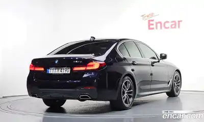 BMW 5-Series 2022 2.0 Автомат в Москве № 192677, миниатюра 2