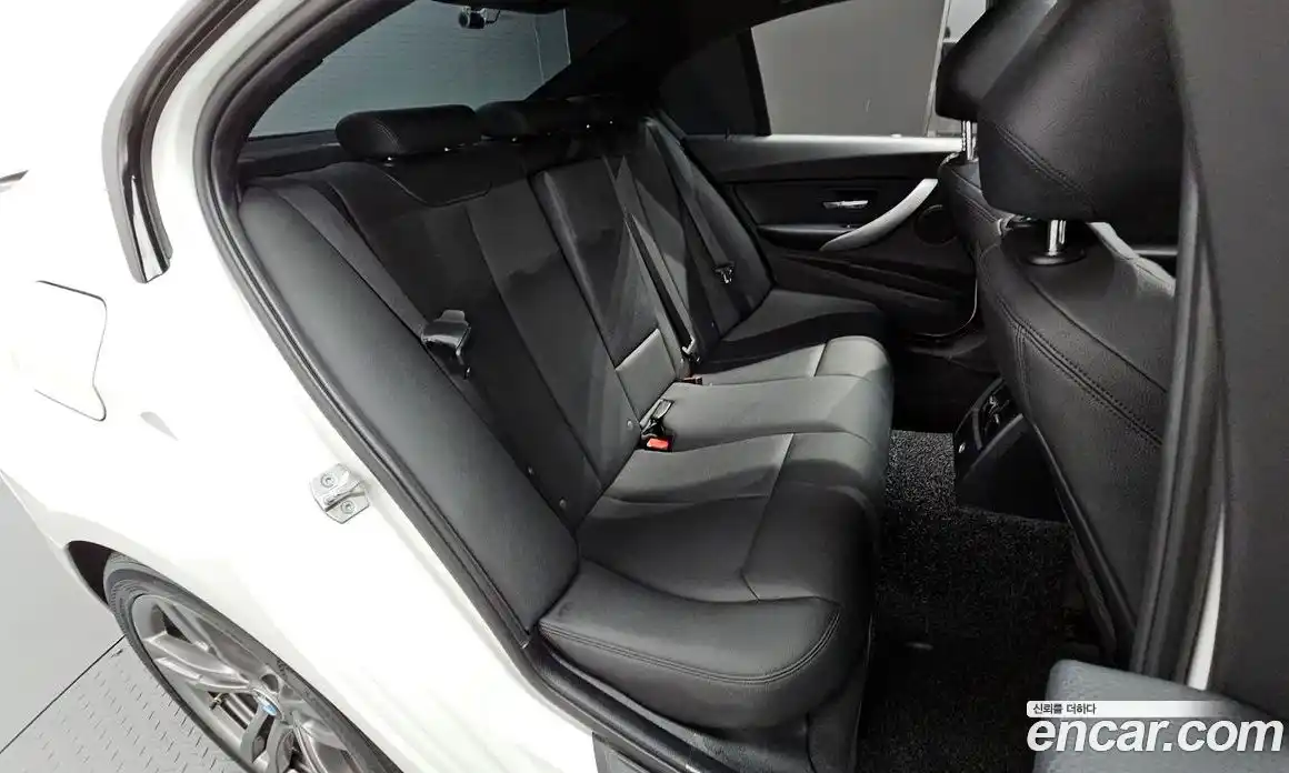 BMW 3-Series 2015 2.0 Автомат в Москве № 193385, фото 11