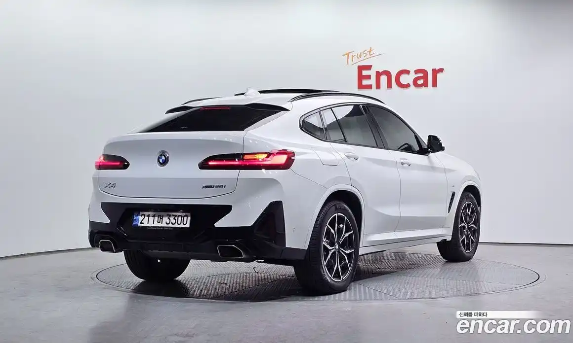 BMW X4 2022 2.0 Автомат в Москве № 193396, фото 2