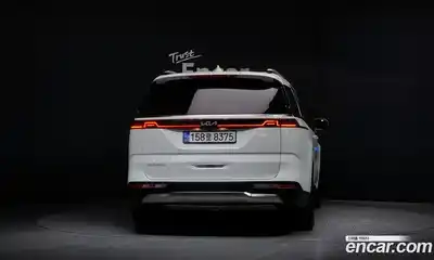 Kia Canival 2023 2.2 Автомат в Москве № 194732, миниатюра 4