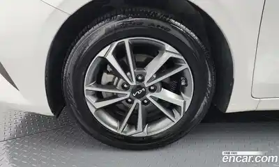 Kia K3 2022 1.6 Автомат в Москве № 194738, миниатюра 5