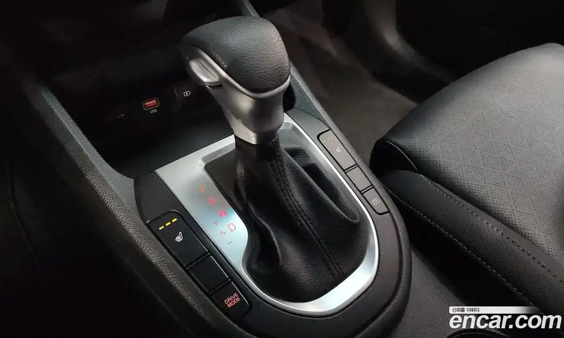 Kia K3 2022 1.6 Автомат в Москве № 194738, фото 9