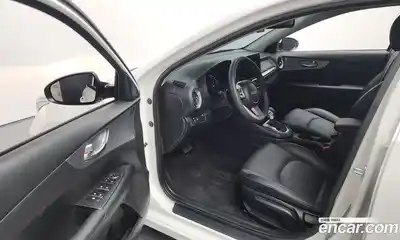 Kia K3 2022 1.6 Автомат в Москве № 194738, миниатюра 10