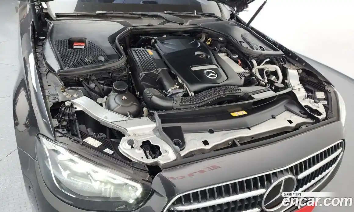 Mercedes-Benz E-Class 2021 2.0 Автомат в Москве № 195116, фото 6