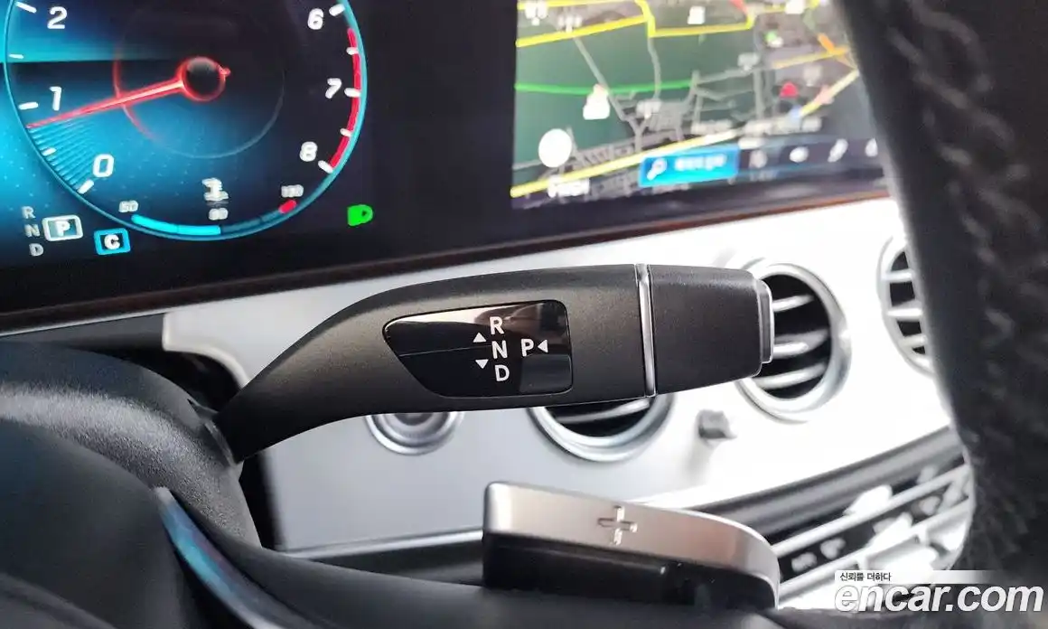 Mercedes-Benz E-Class 2021 2.0 Автомат в Москве № 195116, фото 9