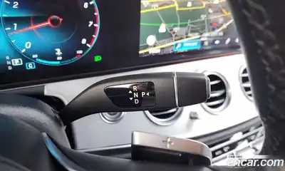 Mercedes-Benz E-Class 2021 2.0 Автомат в Москве № 195116, миниатюра 9