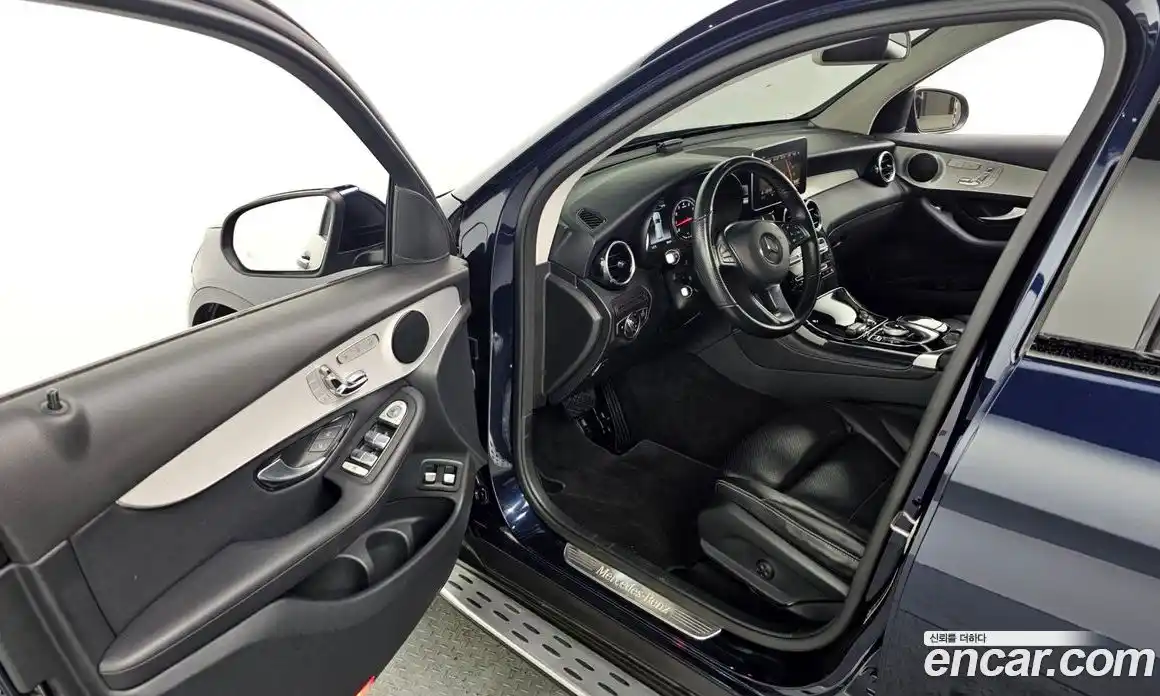 Mercedes-Benz GLC-Class 2019 2.0 Автомат в Москве № 195434, фото 10