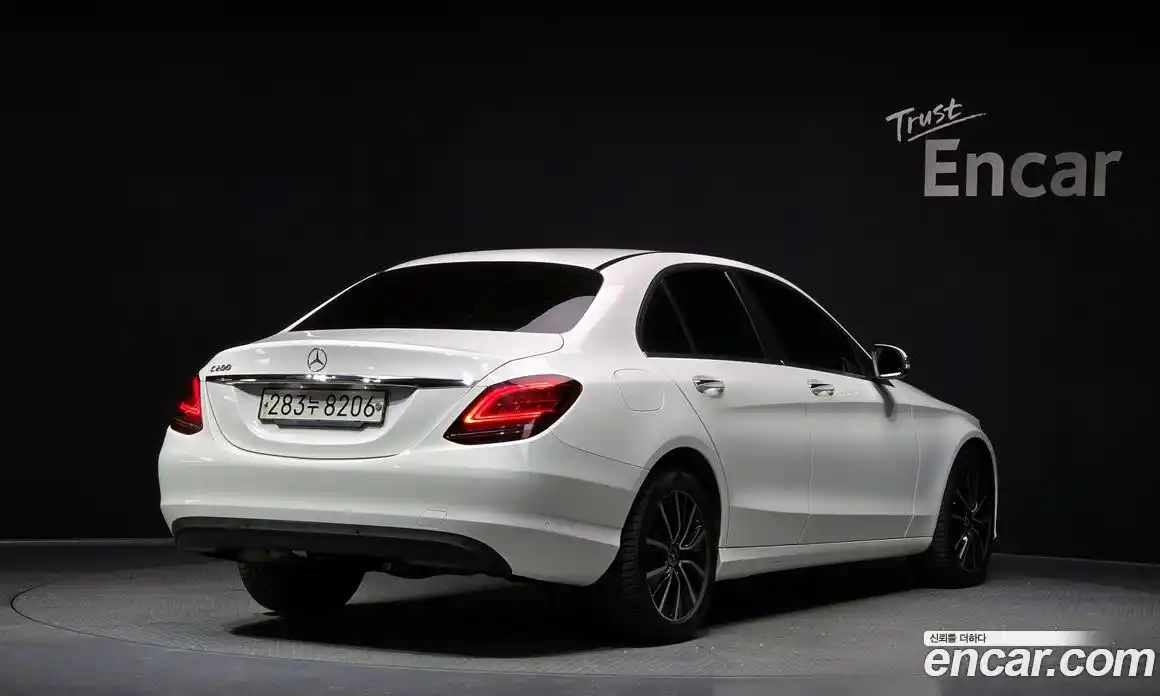 Mercedes-Benz C-Class 2019 2.0 Автомат в Москве № 195439, фото 2