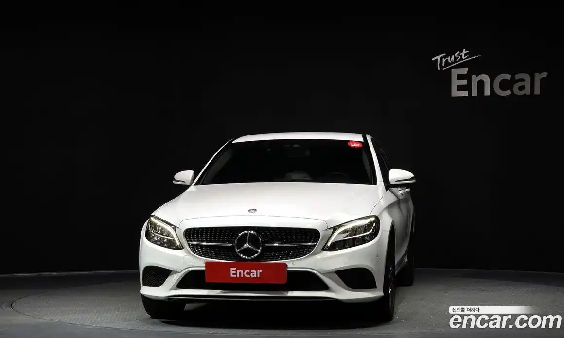 Mercedes-Benz C-Class 2019 2.0 Автомат в Москве № 195439, фото 3