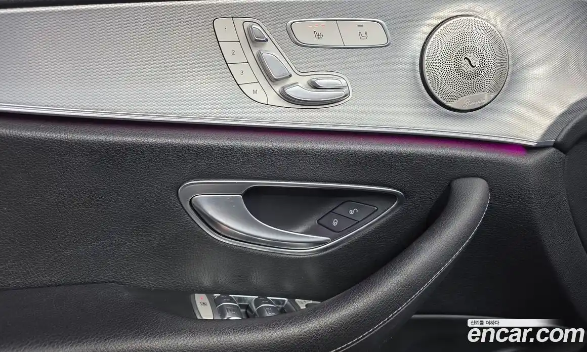 Mercedes-Benz E-Class 2019 2.0 Автомат в Москве № 195535, фото 13