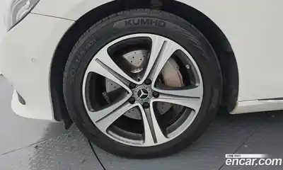 Mercedes-Benz E-Class 2019 2.0 Автомат в Москве № 195535, миниатюра 5