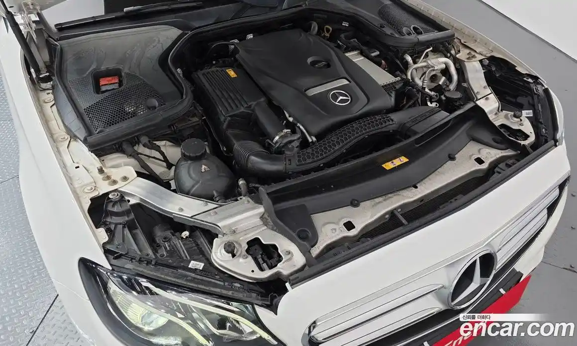 Mercedes-Benz E-Class 2019 2.0 Автомат в Москве № 195535, фото 6