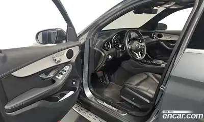 Mercedes-Benz GLC-Class 2021 1.9 Автомат в Москве № 195701, миниатюра 10