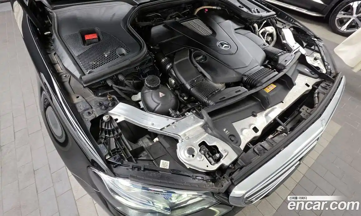 Mercedes-Benz E-Class 2017 3.0 Автомат в Москве № 195713, фото 6