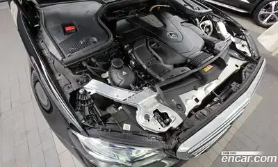 Mercedes-Benz E-Class 2017 3.0 Автомат в Москве № 195713, миниатюра 6