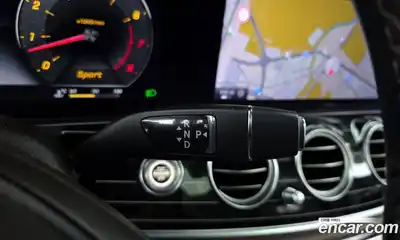 Mercedes-Benz E-Class 2017 3.0 Автомат в Москве № 195713, миниатюра 9