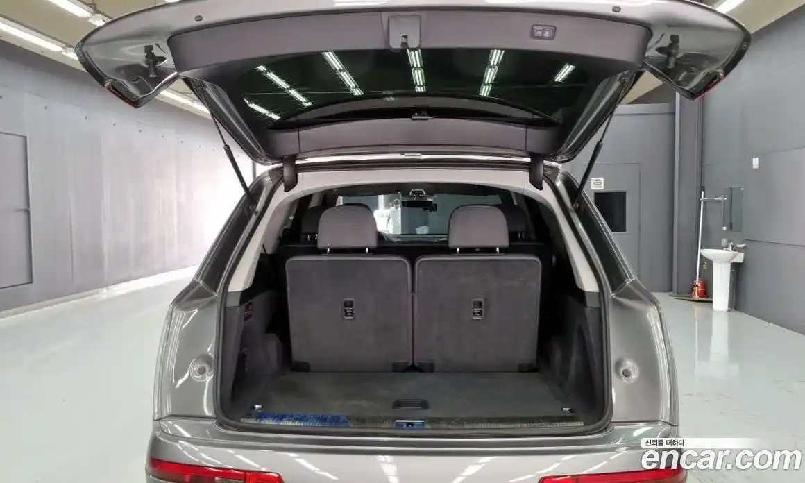 Audi Q7 2016 3.0 Автомат в Москве № 196869, фото 16