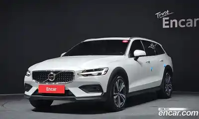 Volvo V60, 2020