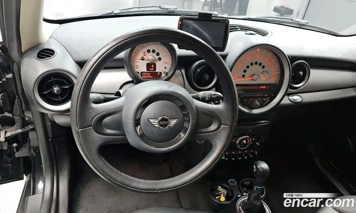 Mini Cooper 2013 1.6 Автомат в Москве № 198436, фото 7