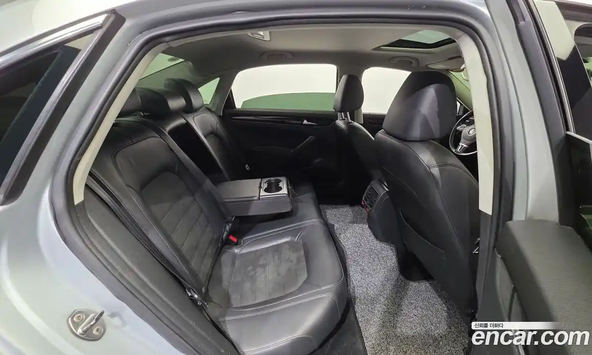 Volkswagen Passat 2014 2.0 Автомат в Москве № 199144, фото 19