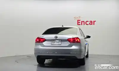 Volkswagen Passat 2014 2.0 Автомат в Москве № 199144, миниатюра 4