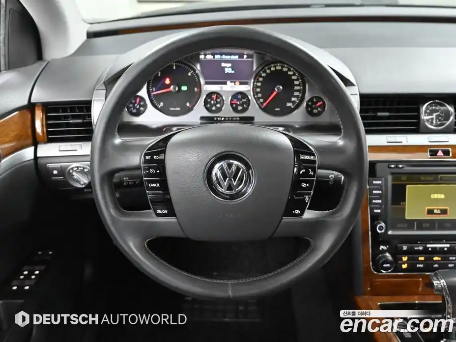 Volkswagen Phaeton 2015 3.0 Автомат в Москве № 199283, фото 13